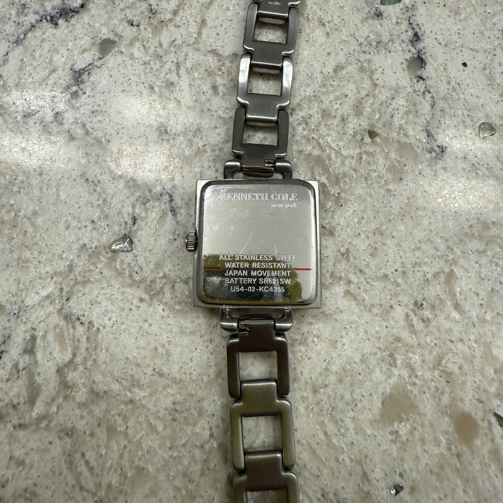 Pre- Owned - Women's Kenneth Cole Silver Sone Stainless‎ Square  watch - Picture 7 of 9